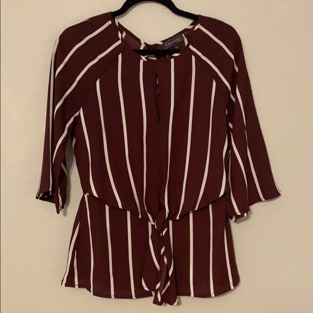 New blouse. Only worn once.